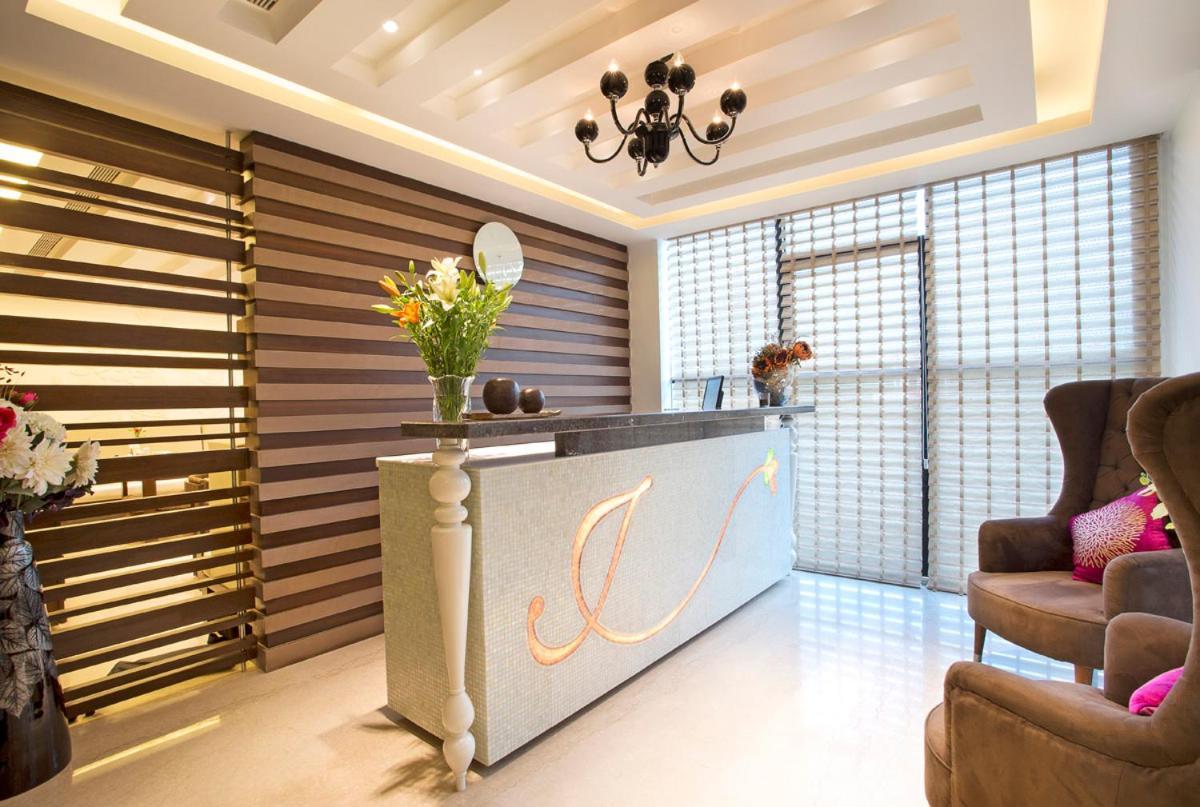 Jasmine Boutique Hotel Jasola New Delhi Eksteriør billede