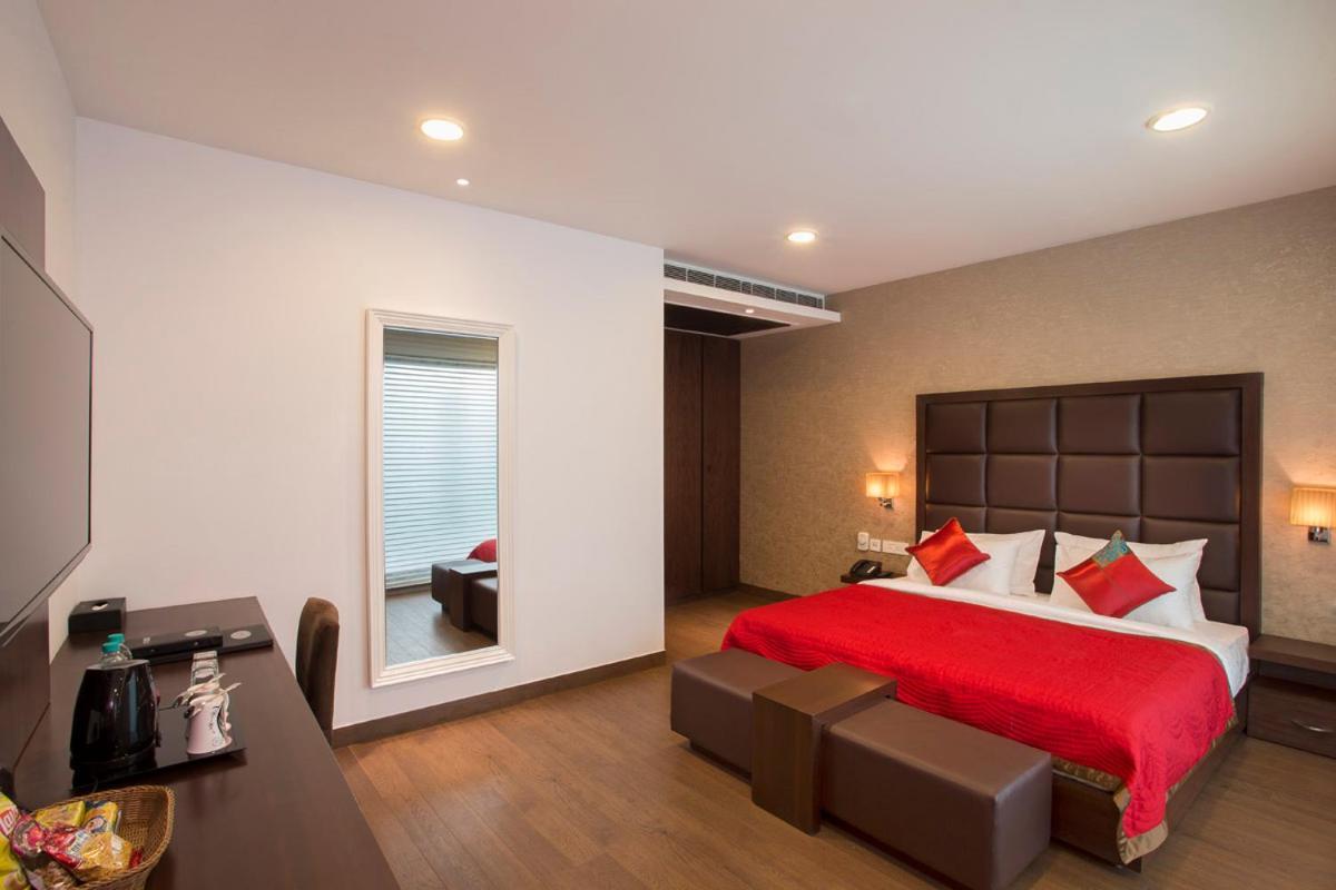 Jasmine Boutique Hotel Jasola New Delhi Eksteriør billede